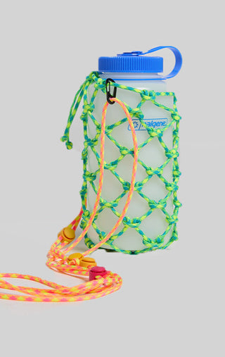 SENIQ x Bundoqs Sling