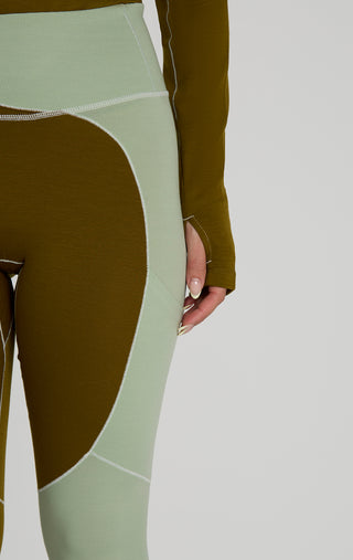Wool Sculpt Merino Baselayer Mock Neck